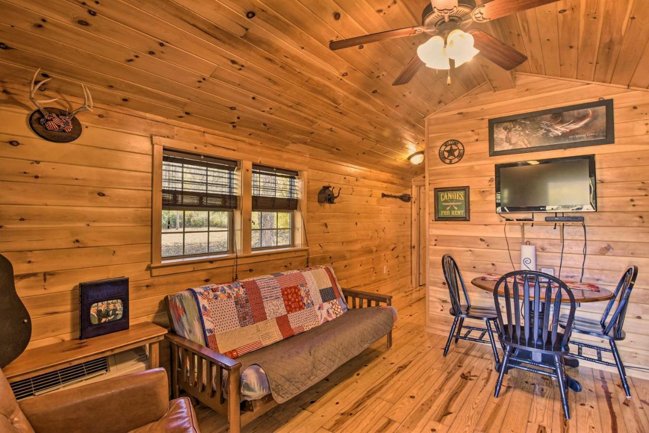 Rural Cabin Hideaway With Fire Pit And Mtn Views! Parsons エクステリア 写真